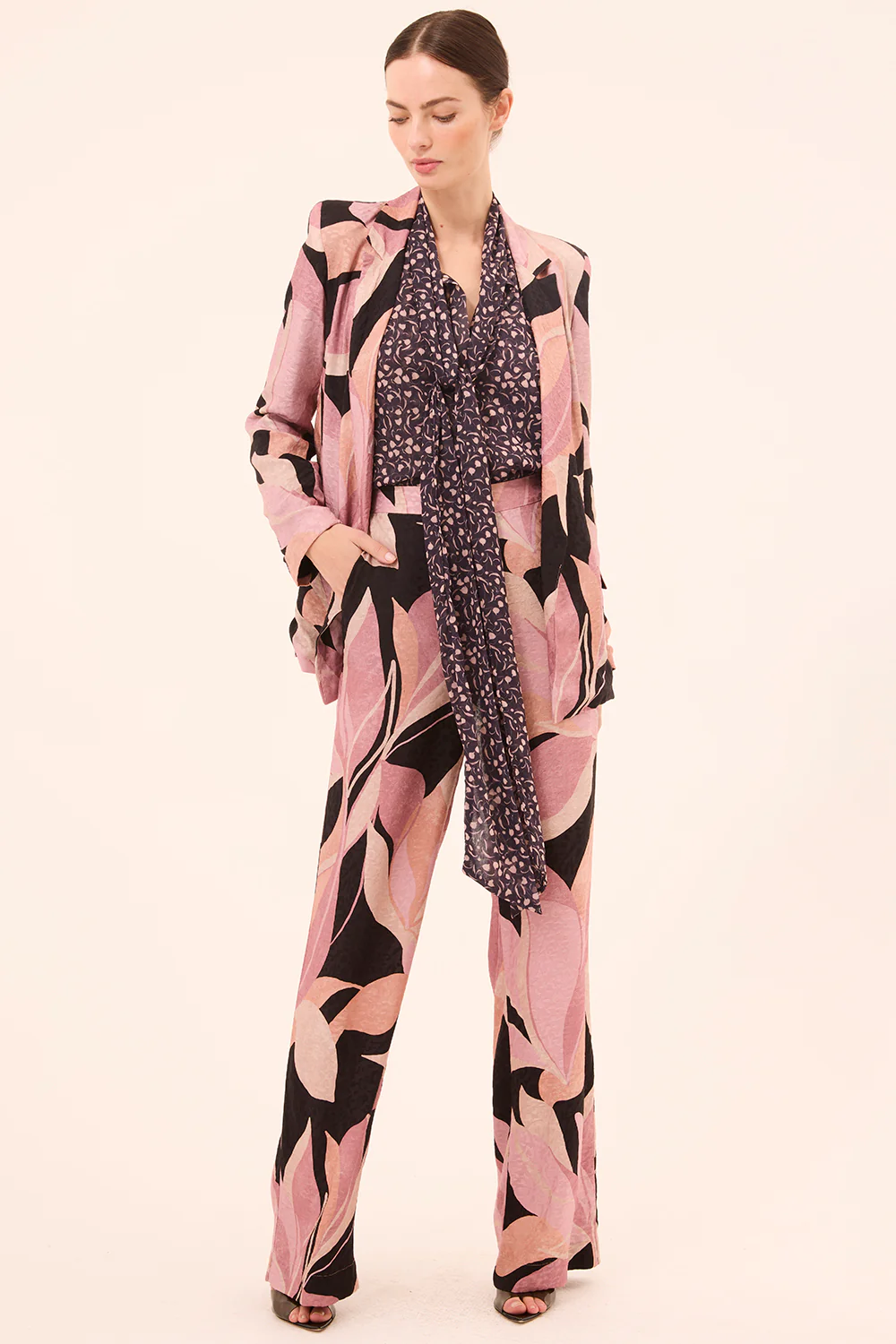 CHER PANT - Image 4