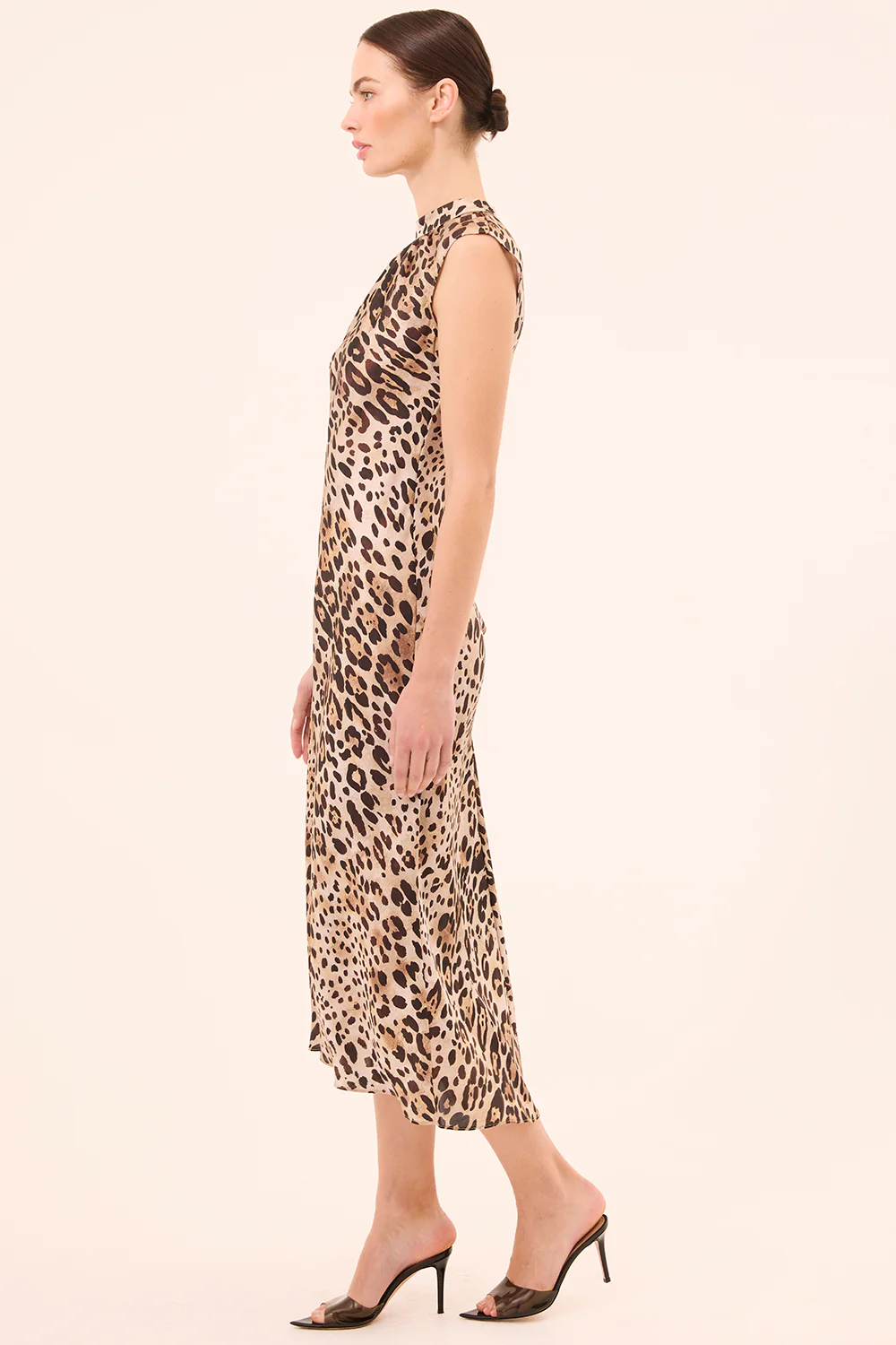 GISELLE DRESS - Image 5