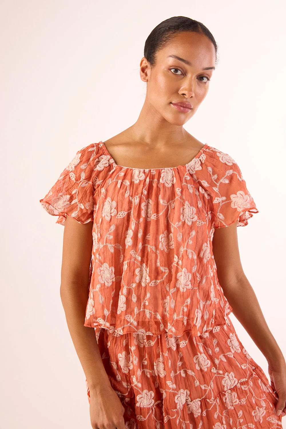 SHEENA TOP